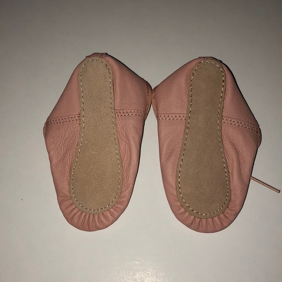 New Revolution ballet shoes - Picture 2 of 3